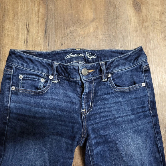 American Eagle - Favorite Boyfriend Jeans - Size 8L,  Dark Wash, Boot Cut, EUC - Picture 2 of 4